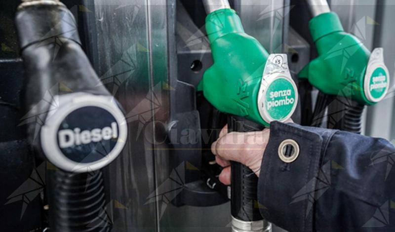 Carburante più caro da oggi: il governo Meloni riduce lo sconto sulla benzina