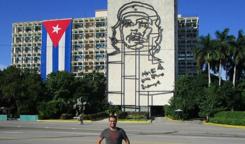 Caulonia, il vicesindaco Maiolo contro l’escalation americana su Cuba: “No alla guerra, sempre e ovunque”