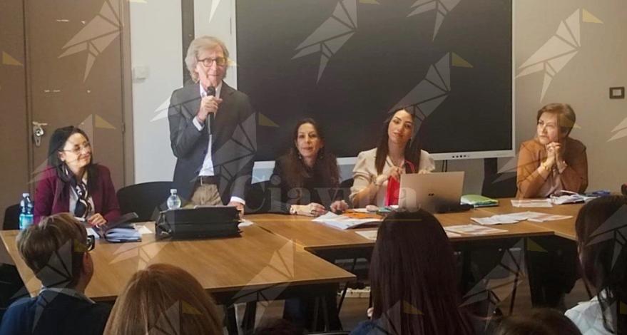 “PIS: supporto operativo per la comunità educante”. A Caulonia il confronto tra istituzioni, scuole e terzo settore