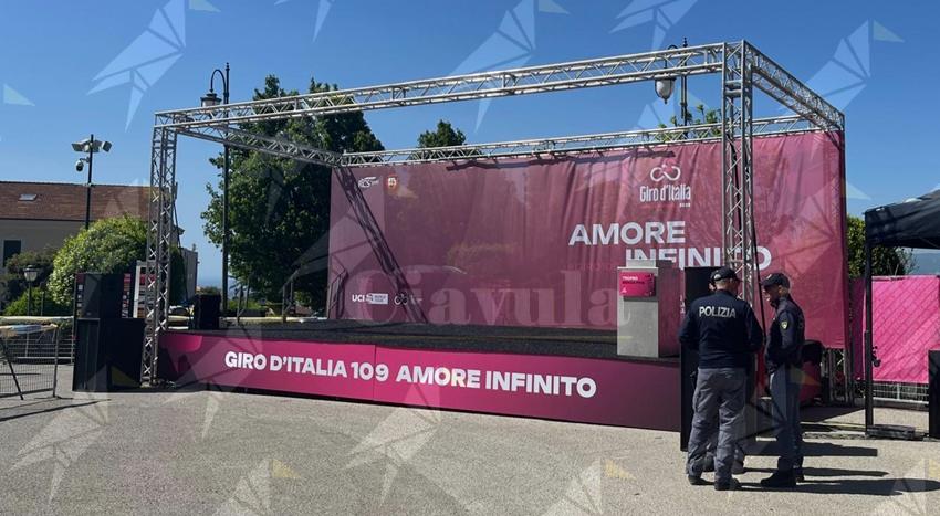 Inizia oggi il Giro di Italia a Catanzaro: la Polizia di Stato pronta a scortare la gara lungo il percorso Inizia oggi il Giro di Italia a Catanzaro: la Polizia di Stato pronta a scortare la gara lungo il percorso