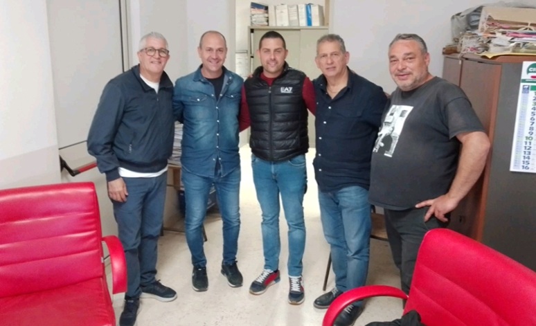 “La legalità si coltiva insieme”: a Marina di Gioiosa Ionica i beni confiscati diventano il cuore di una filiera agricola solidale a km zero “La legalità si coltiva insieme”: a Marina di Gioiosa Ionica i beni confiscati diventano il cuore di una filiera agricola solidale a km zero