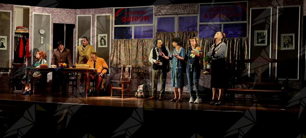 “Volpi e Galline” approda a Cittanova: la pluripremiata commedia della Compagnia Codex 8&9 in scena per “Il Teatro del Sorriso” “Volpi e Galline” approda a Cittanova: la pluripremiata commedia della Compagnia Codex 8&9 in scena per “Il Teatro del Sorriso”