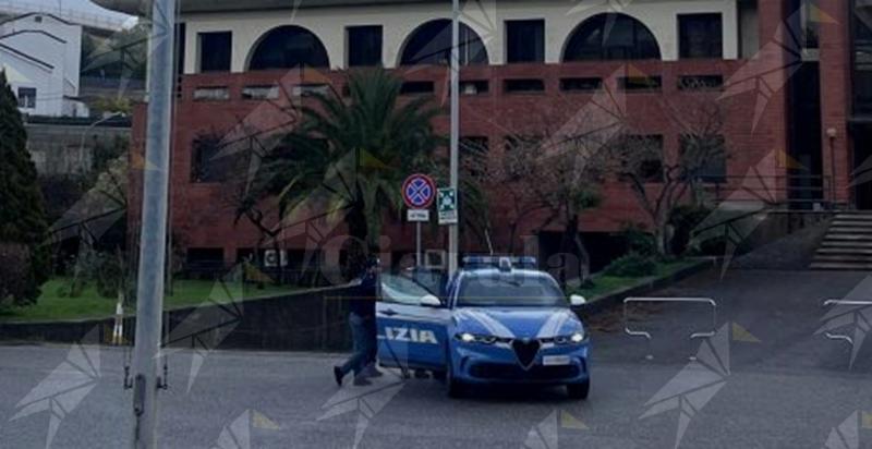 Risiedeva in modo irregolare nel catanzarese: disposto il rimpatrio per un cittadino con precedenti penali