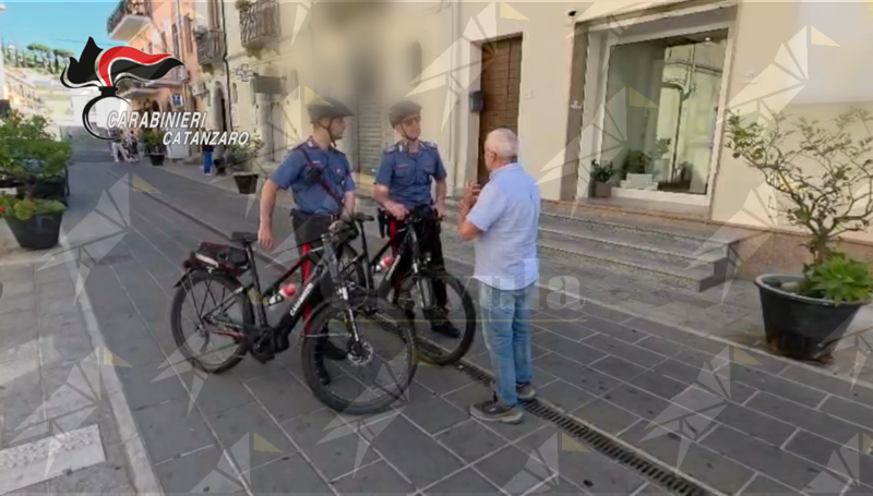 Servizi di pattugliamento sostenibile nel catanzarese, arrivate le bici elettriche nelle aree costiere
