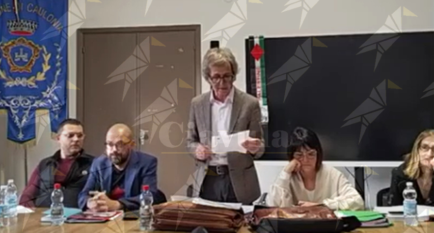 Gelsomini link, il primo intercity diretto Locride–Roma sta per diventare realtà. Caulonia tra i primi comuni ad aderire: “Una vittoria dell’intero territorio” Gelsomini link, il primo intercity diretto Locride–Roma sta per diventare realtà. Caulonia tra i primi comuni ad aderire: “Una vittoria dell’intero territorio”