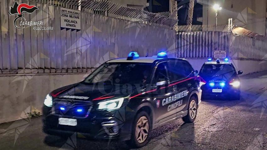 Operazione “Smile”, smantellata rete di spaccio dai Carabinieri di Gioia Tauro: sei arresti Operazione “Smile”, smantellata rete di spaccio dai Carabinieri di Gioia Tauro: sei arresti