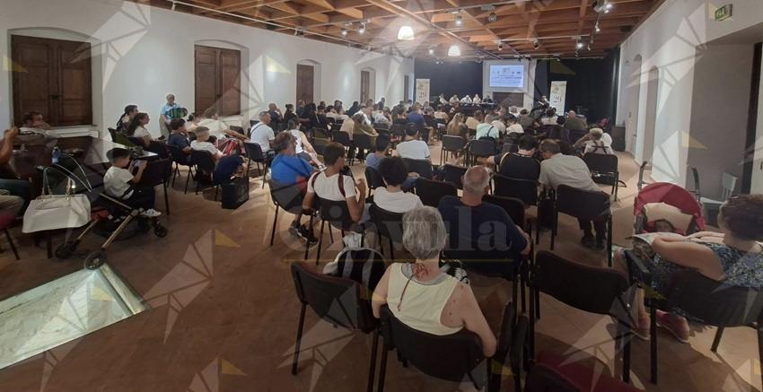 Roccella Jonica capitale della fisarmonica diatonica : grande successo per il campionato italiano