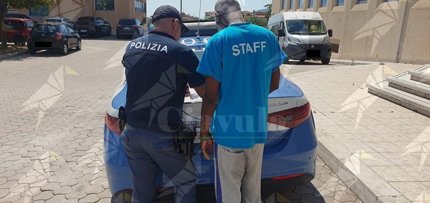 Catanzaro, disposto il trattenimento di un cittadino straniero irregolare ritenuto pericoloso Catanzaro, disposto il trattenimento di un cittadino straniero irregolare ritenuto pericoloso