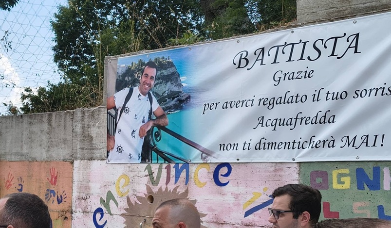 Una targa per il Brigadiere Battista Mastroianni: la comunità di Acquafredda gli dedica il campo parrocchiale Una targa per il Brigadiere Battista Mastroianni: la comunità di Acquafredda gli dedica il campo parrocchiale
