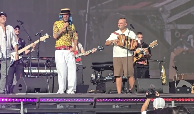 Il musicista calabrese che ha stregato Jovanotti: Francesco Giannini protagonista al Jova Summer Tour a Catanzaro Il musicista calabrese che ha stregato Jovanotti: Francesco Giannini protagonista al Jova Summer Tour a Catanzaro