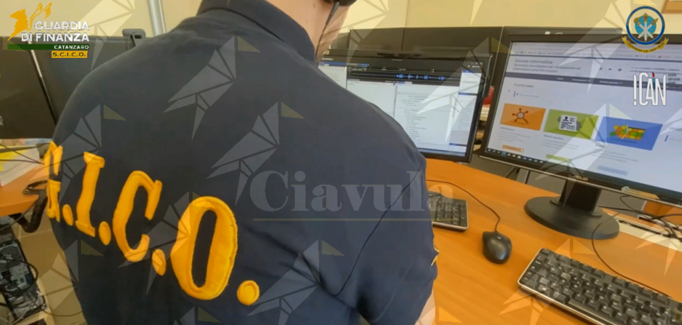 Oltre 30 chili di eroina e rapporti con i clan, arrestato latitante