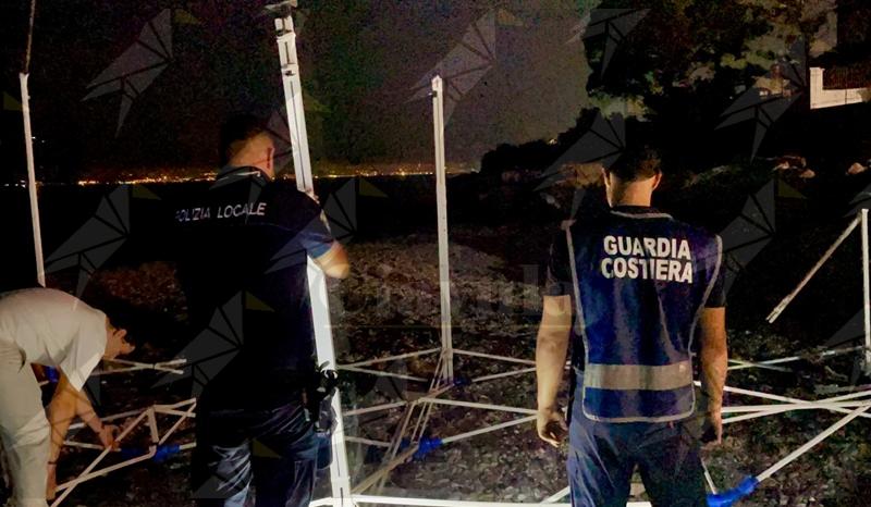 Spiagge libere occupate abusivamente: operazione tra Pellaro e Bocale Spiagge libere occupate abusivamente: operazione tra Pellaro e Bocale