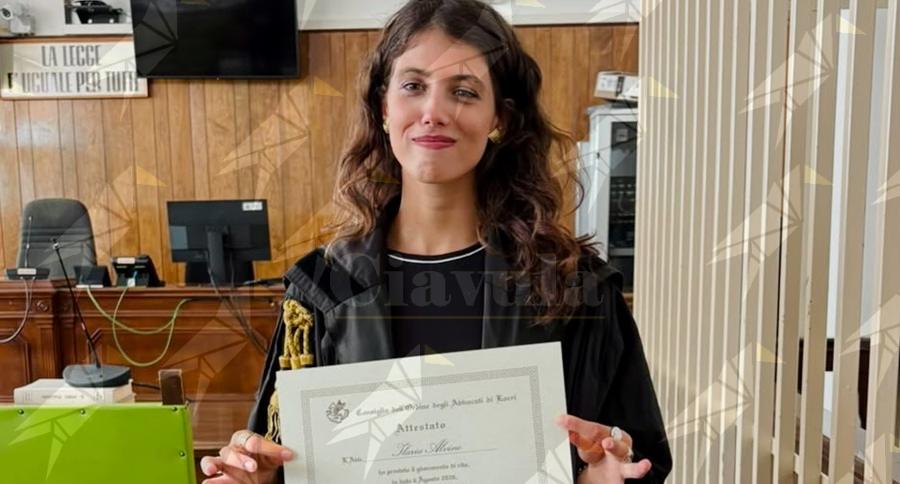 Ilaria Alvino diventa avvocata: le congratulazioni del sindaco di Caulonia, Francesco Cagliuso Ilaria Alvino diventa avvocata: le congratulazioni del sindaco di Caulonia, Francesco Cagliuso