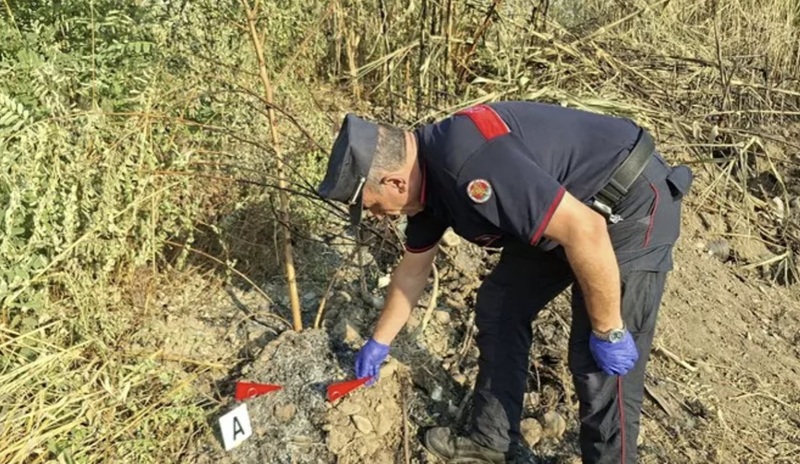 Calabria, appicca un incendio ma viene ripreso da un drone: denunciato Calabria, appicca un incendio ma viene ripreso da un drone: denunciato