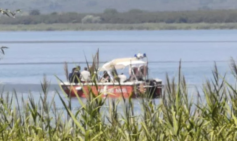 Recuperato il corpo del marito della ministra Roccella nel lago di Vico, anche due sommozzatori di Reggio nella squadra di ricerca Recuperato il corpo del marito della ministra Roccella nel lago di Vico, anche due sommozzatori di Reggio nella squadra di ricerca