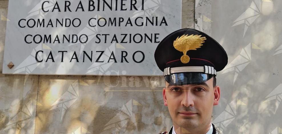 Carabinieri, Andrea Flebus saluta Catanzaro dopo tre anni: sarà comandante a Vipiteno Carabinieri, Andrea Flebus saluta Catanzaro dopo tre anni: sarà comandante a Vipiteno