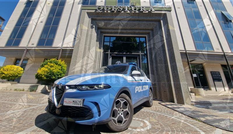 Utilizza i social con un falso nickname mentre è ai domiciliari: arrestato un pregiudicato nel vibonese Utilizza i social con un falso nickname mentre è ai domiciliari: arrestato un pregiudicato nel vibonese
