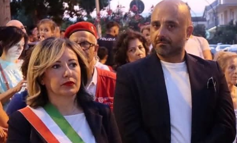 Intimidazioni al Presidente del Consiglio Comunale di Siderno, il sindaco Fragomeni: “Amministreremo a testa alta, senza paura”