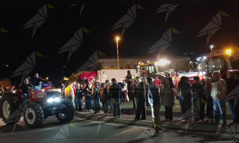 Protesta dei trasportatori, presidi attivi in tutta la Calabria anche di sera – VIDEO