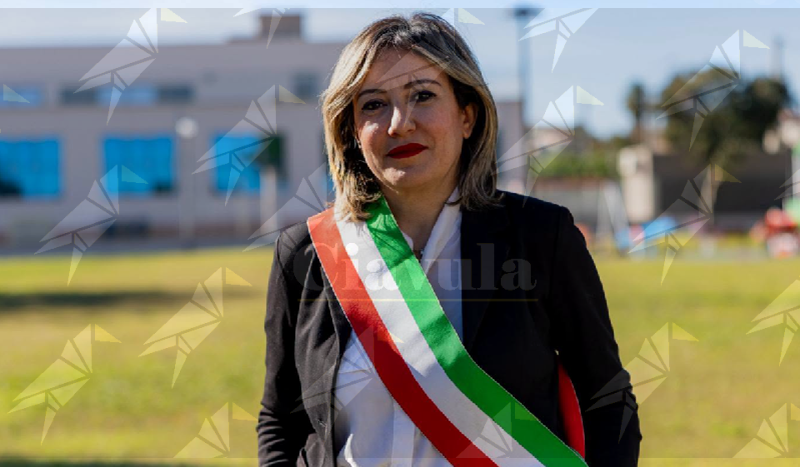 Ragazzino picchiato da alcuni coetanei e ripreso in un video, il Sindaco di Siderno condanna l’episodio: “Tutto ciò che non rappresenta la nostra Città” Ragazzino picchiato da alcuni coetanei e ripreso in un video, il Sindaco di Siderno condanna l’episodio: “Tutto ciò che non rappresenta la nostra Città”